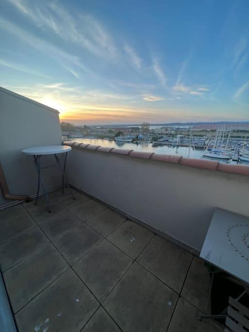 Appartement Terrasse Belle Vue En Duplex Parking Sète Exterior foto